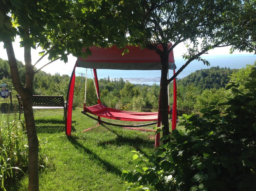Auberge La Cote D'Or Петит-Ривьер-Сен-Франсуа Экстерьер фото